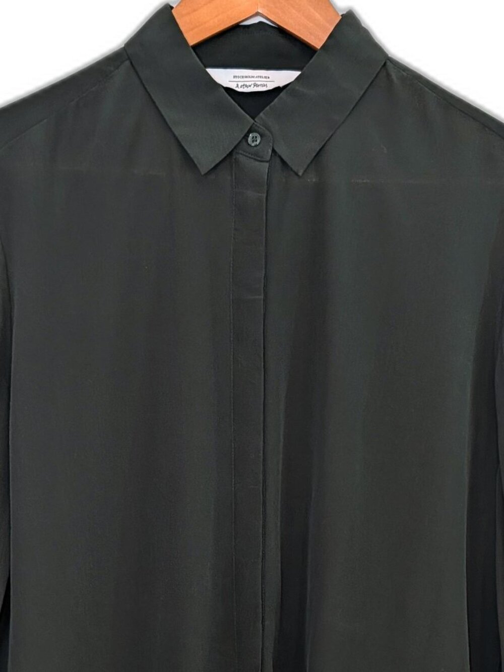 & Other Stories | 100% Silk Straight Fit Blouse Button Down Forest Green Size 8 - Picture 5 of 11